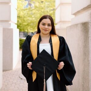 Meet your Posher, Isabella